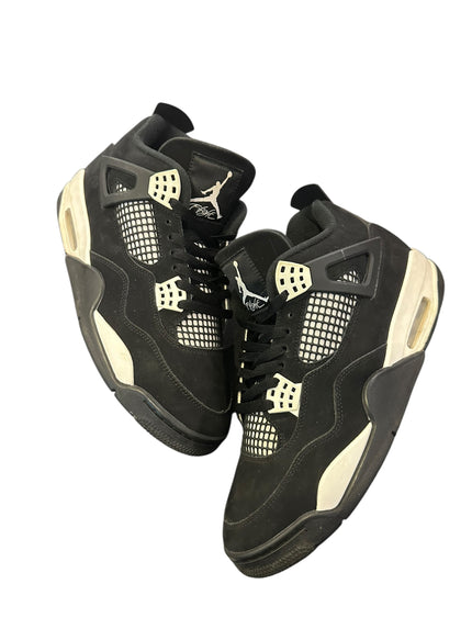 Jordan 4 Retro White Thunder