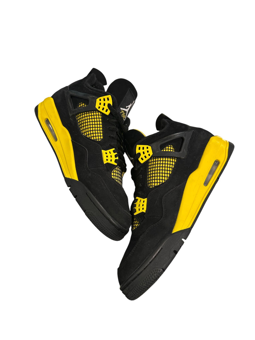 Jordan 4 Retro Thunder (2023)