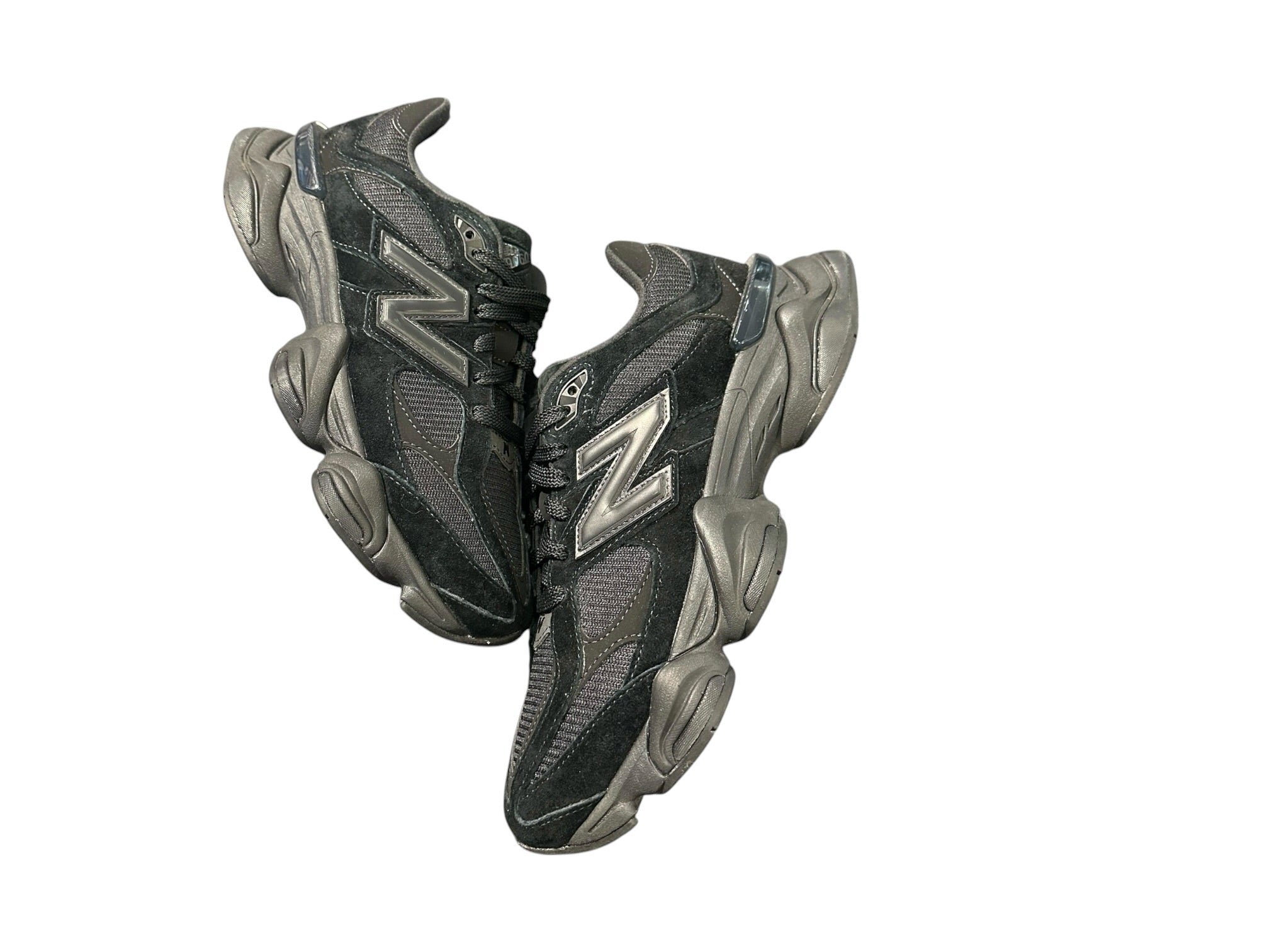 New Balance 9060 Triple Black