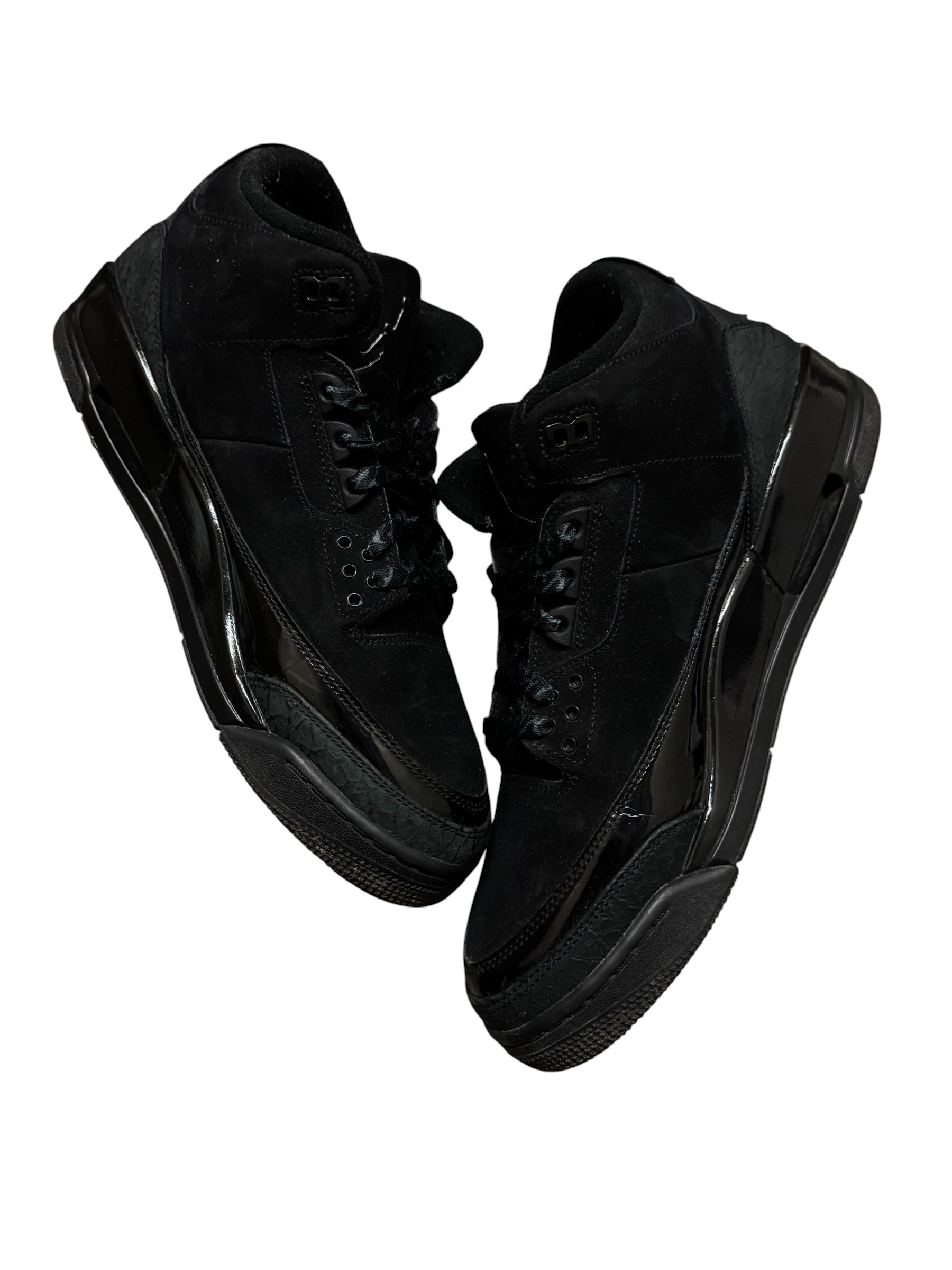 Jordan 3 Retro Black Cat (2025)