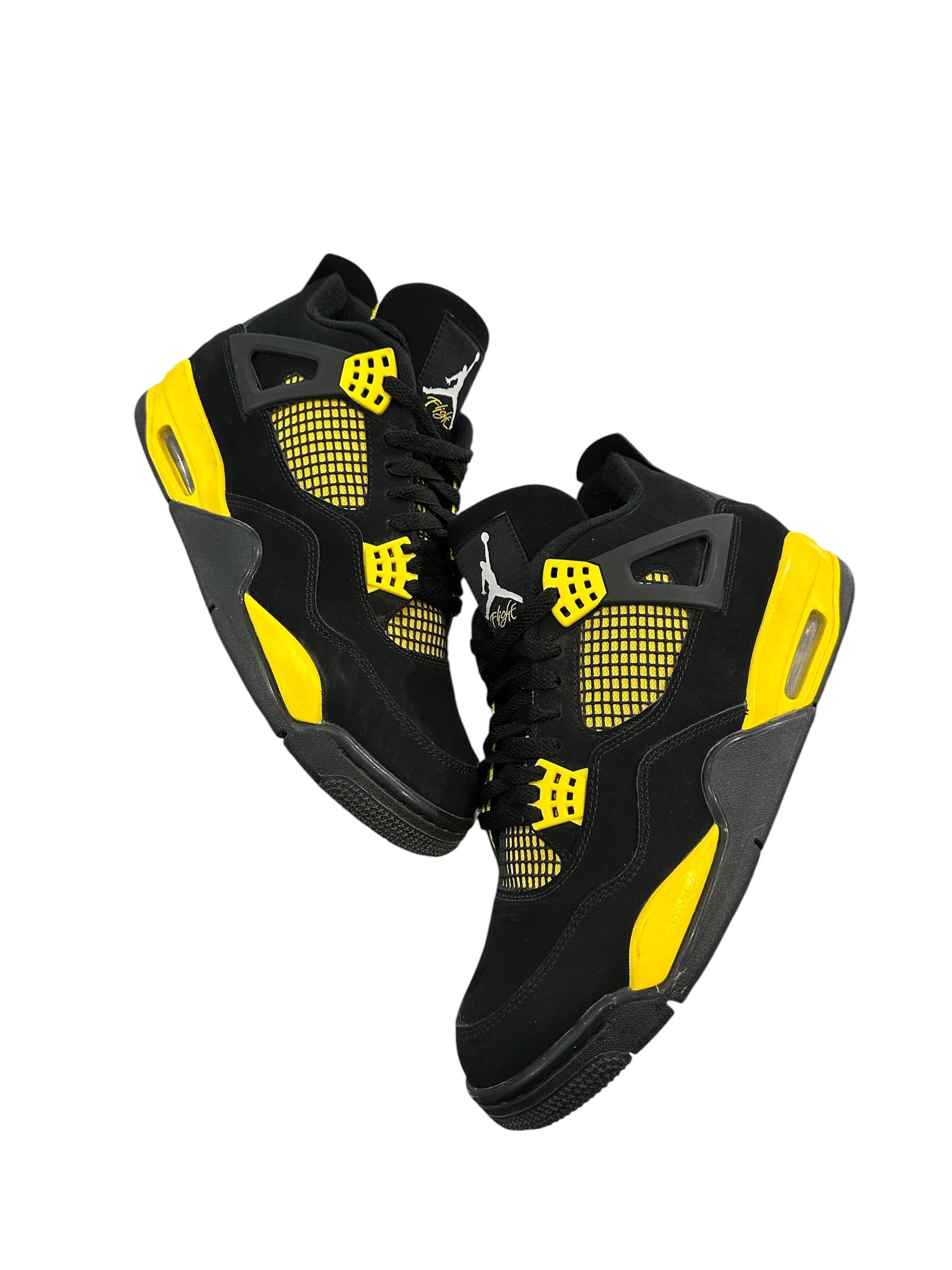 Jordan 4 Retro Thunder (2023)
