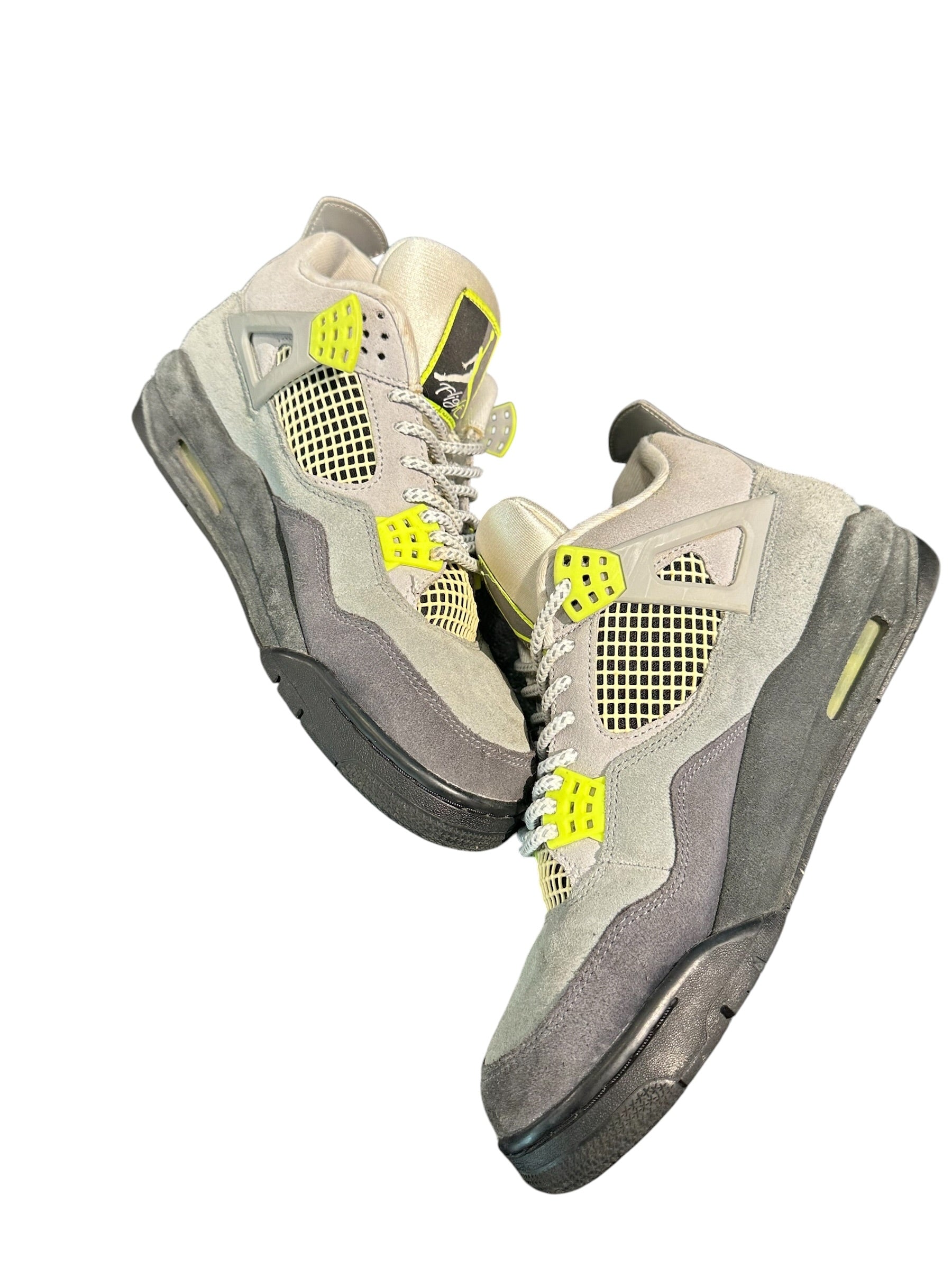 Jordan 4 Retro SE 95 Neon