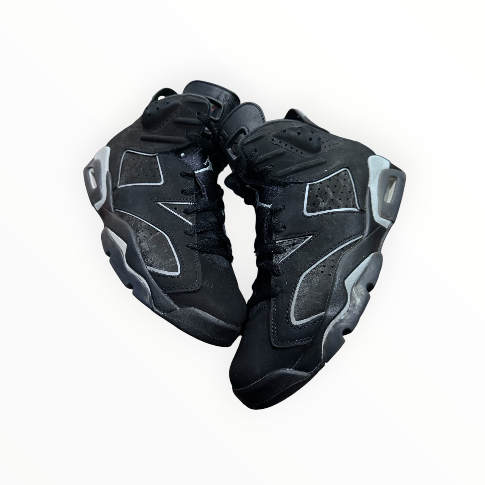 Jordan 6 Retro Cap and Gown