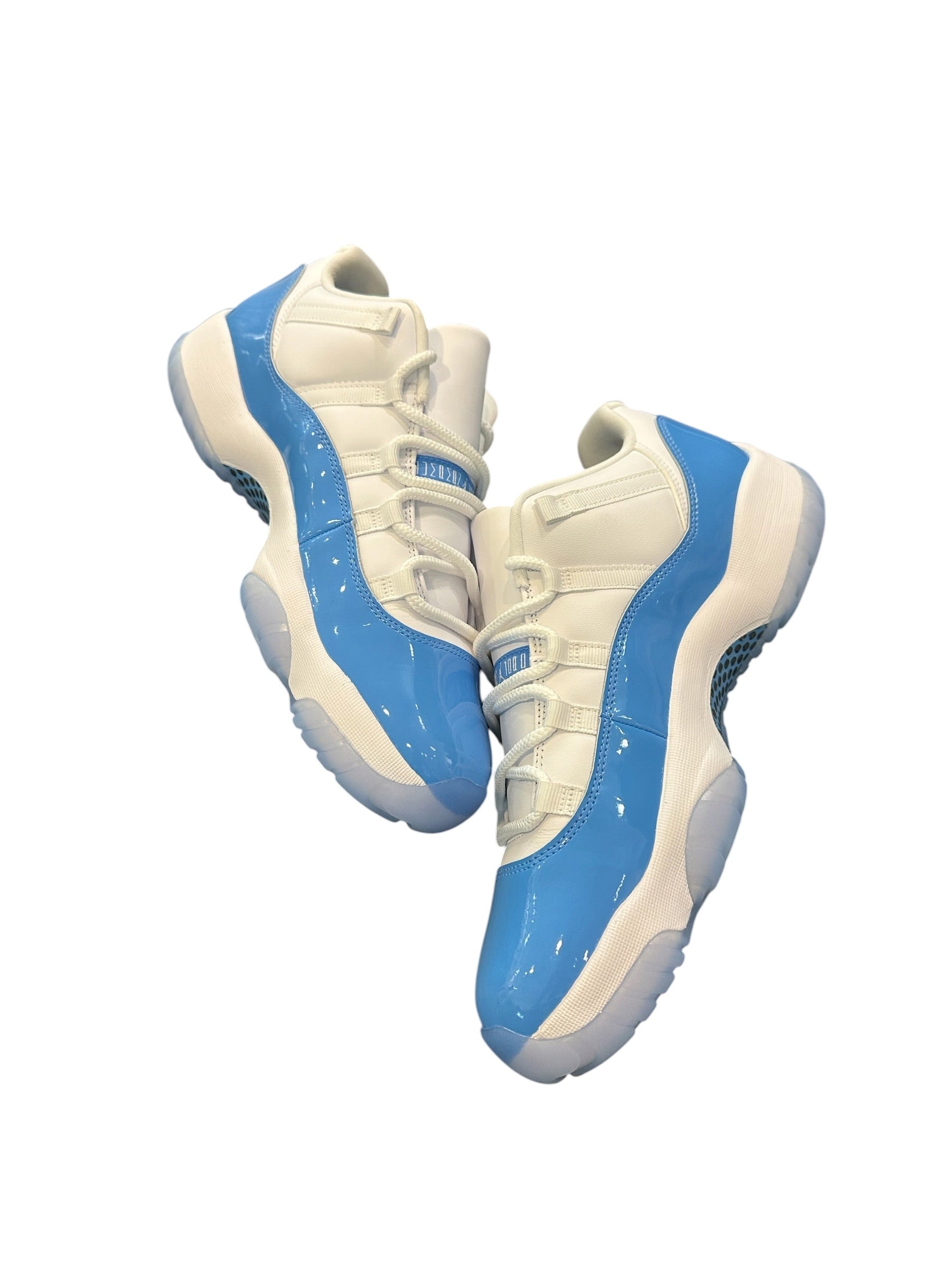 Jordan 11 Retro Low University Blue (2026)