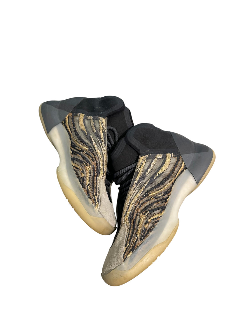 Yeezy Quantum Amber Tint