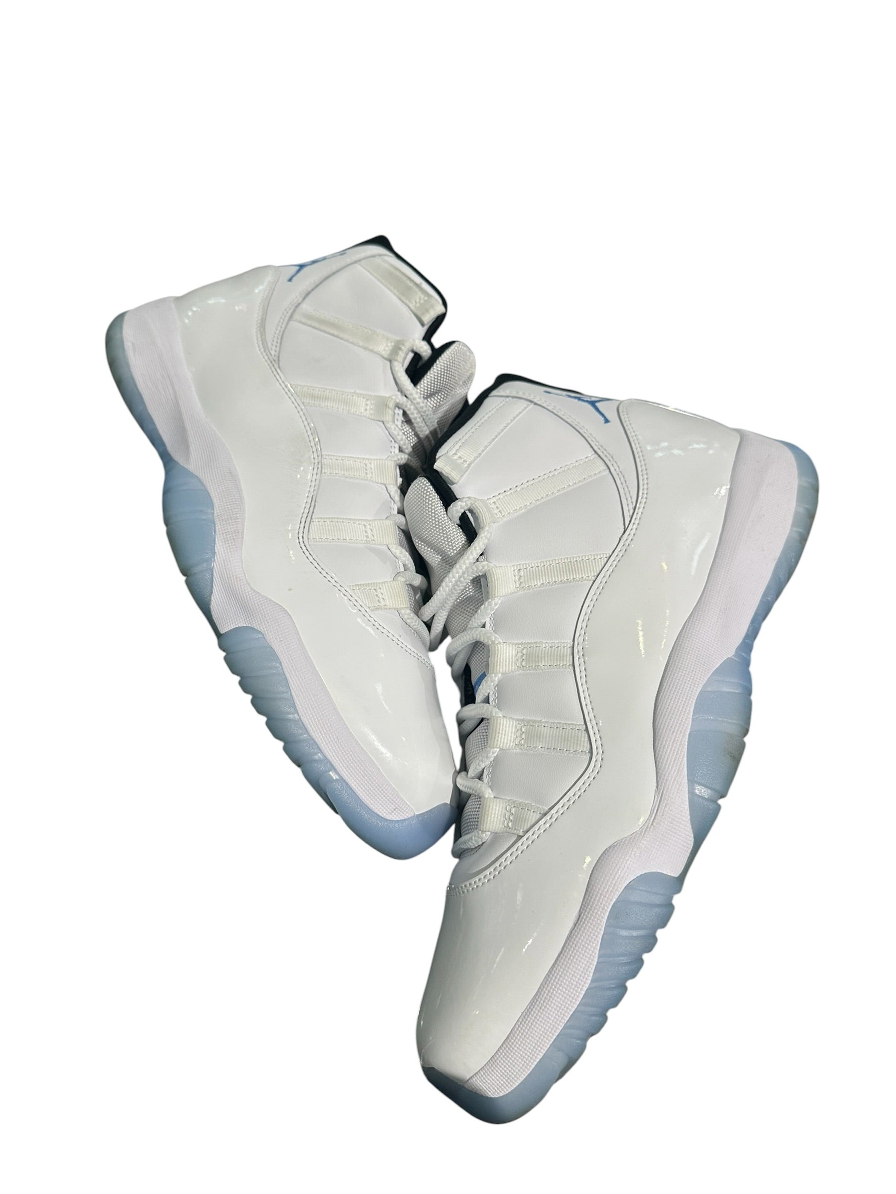 Jordan 11 Retro Legend Blue (2024)