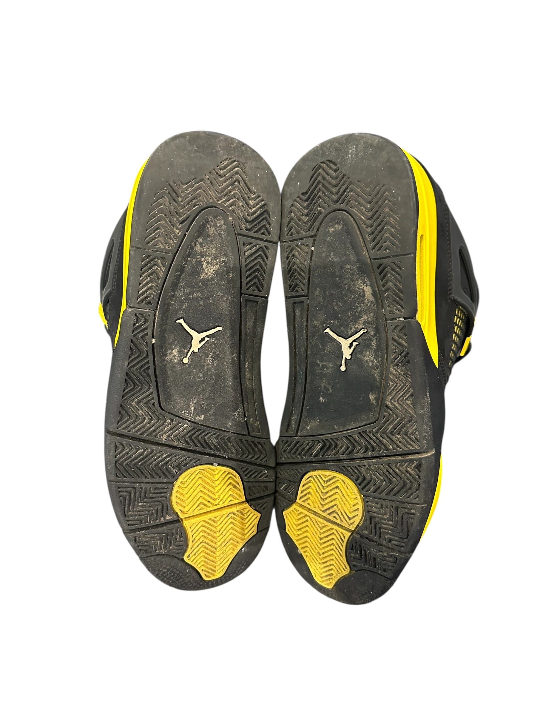 Jordan 4 Retro Thunder (2023)