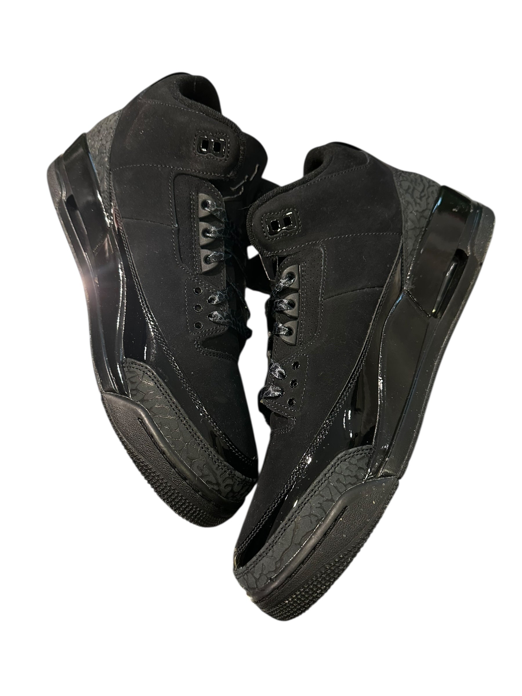 Jordan 3 Retro Black Cat (2025)
