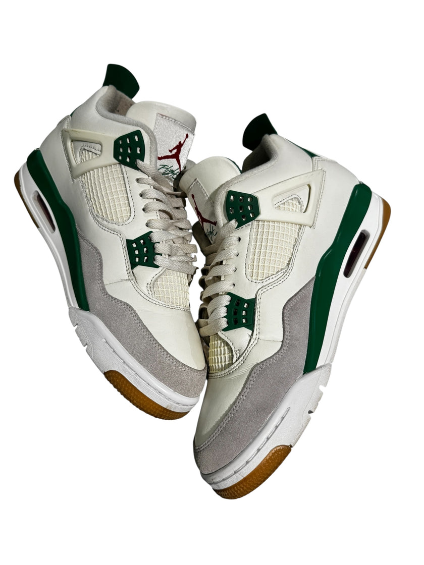 Jordan 4 Retro SB Pine Green