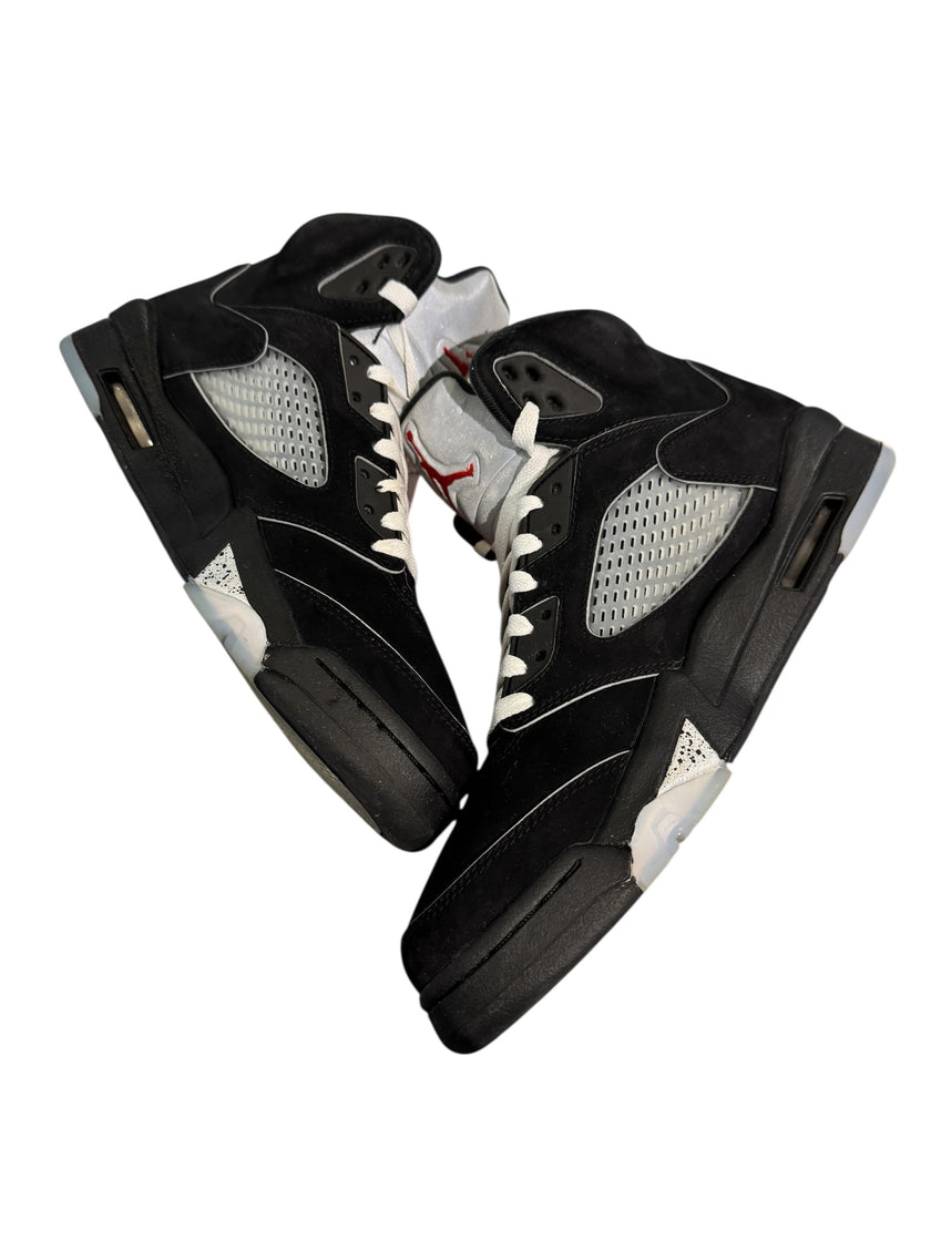 Jordan 5 Retro Black Metallic (2025)