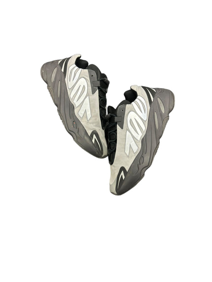 Adidas Yeezy Boost 700 MNVM Metalic