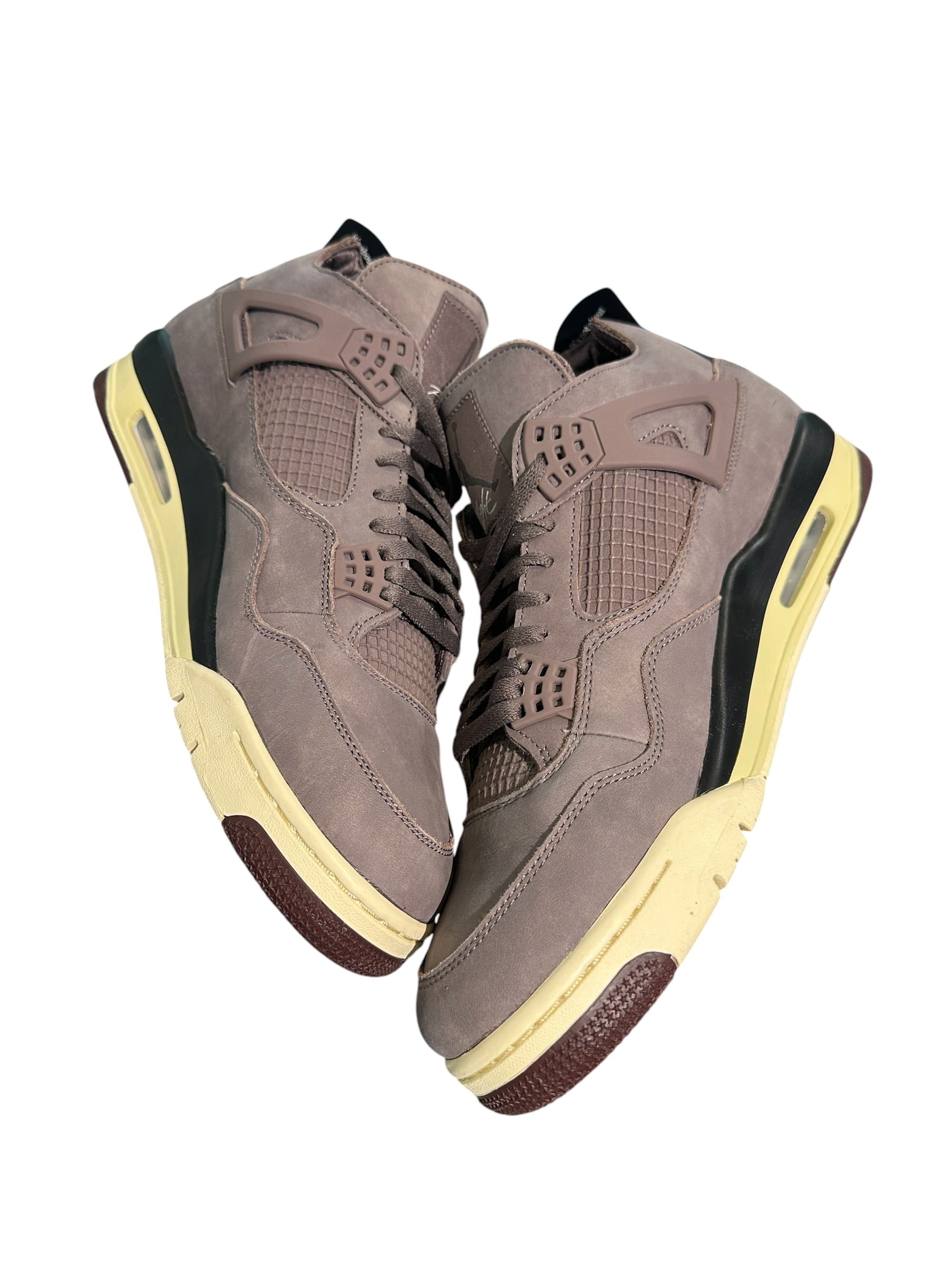 Jordan 4 Retro SP A Ma Maniére Violet Ore