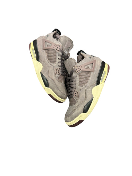 Jordan 4 Retro SP A Ma Maniére Violet Ore