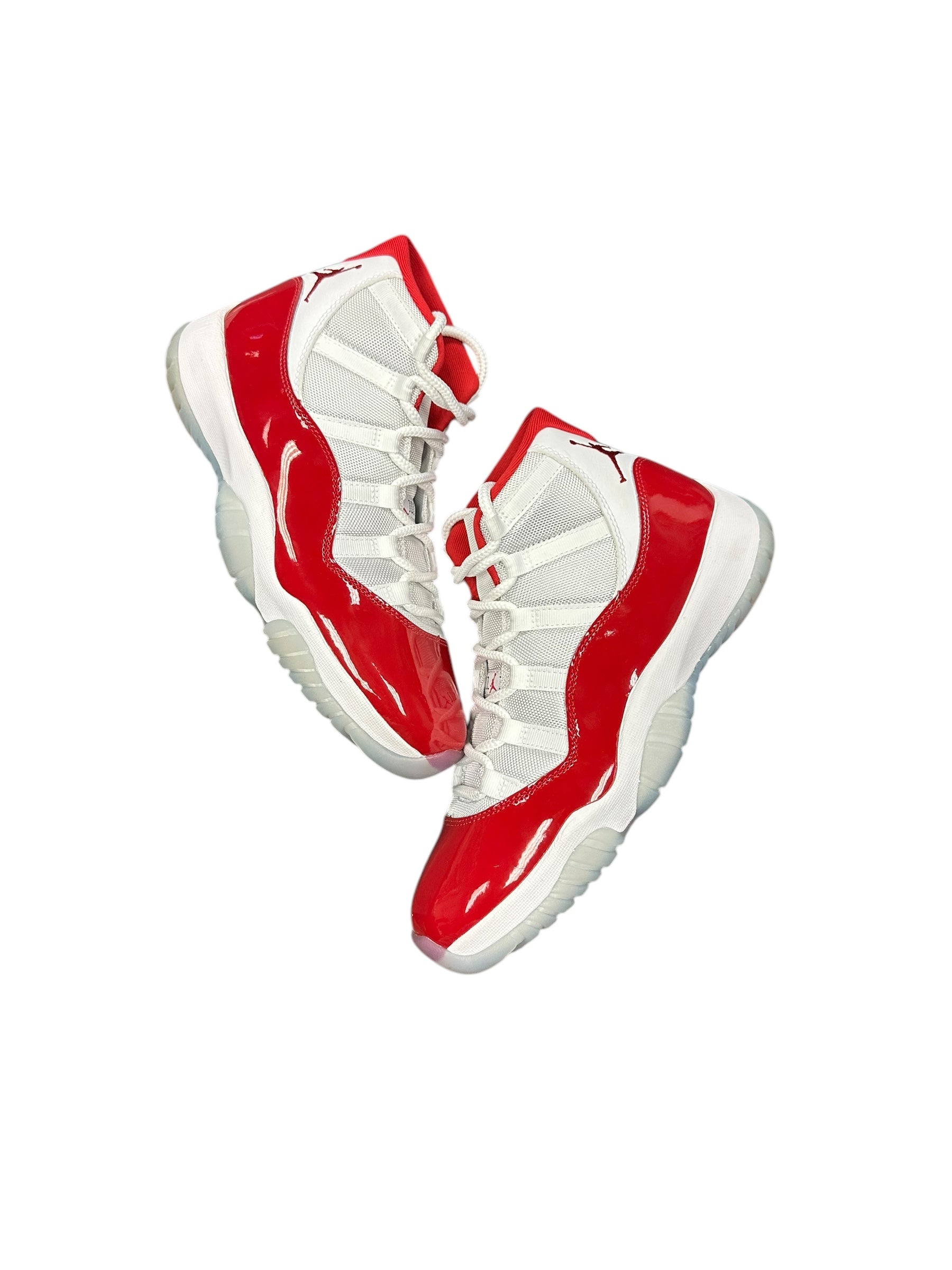 Jordan 11 Retro Cherry (2022)