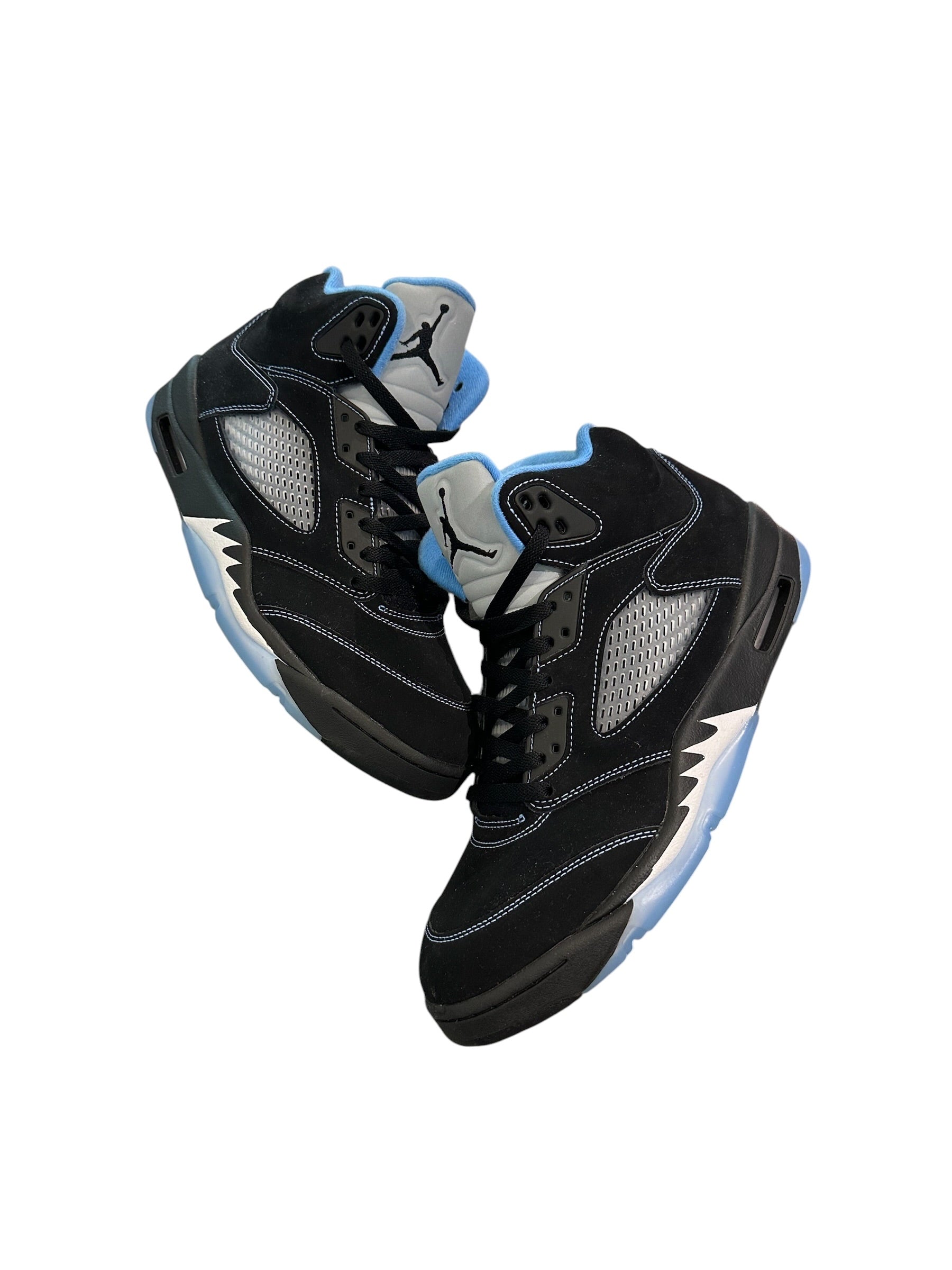 Jordan 5 Retro Black University Blue (2026)