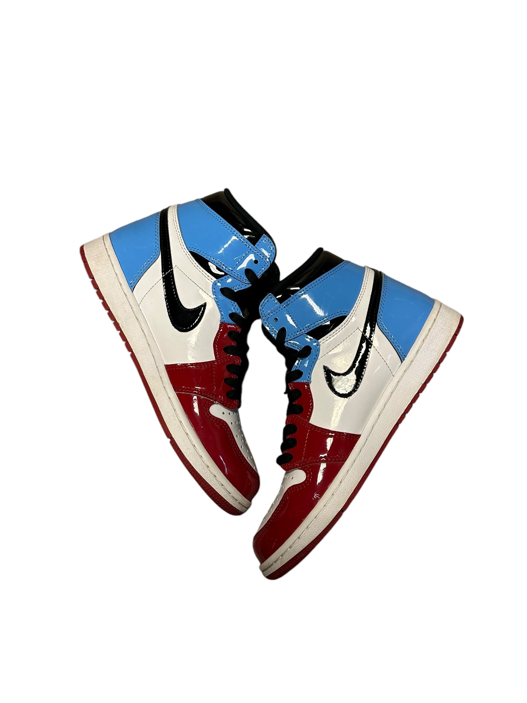 Jordan 1 Retro High Fearless UNC Chicago