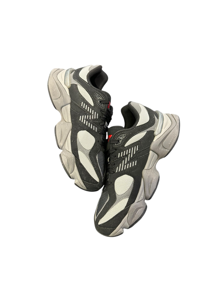 New Balance 9060 Black/Grey