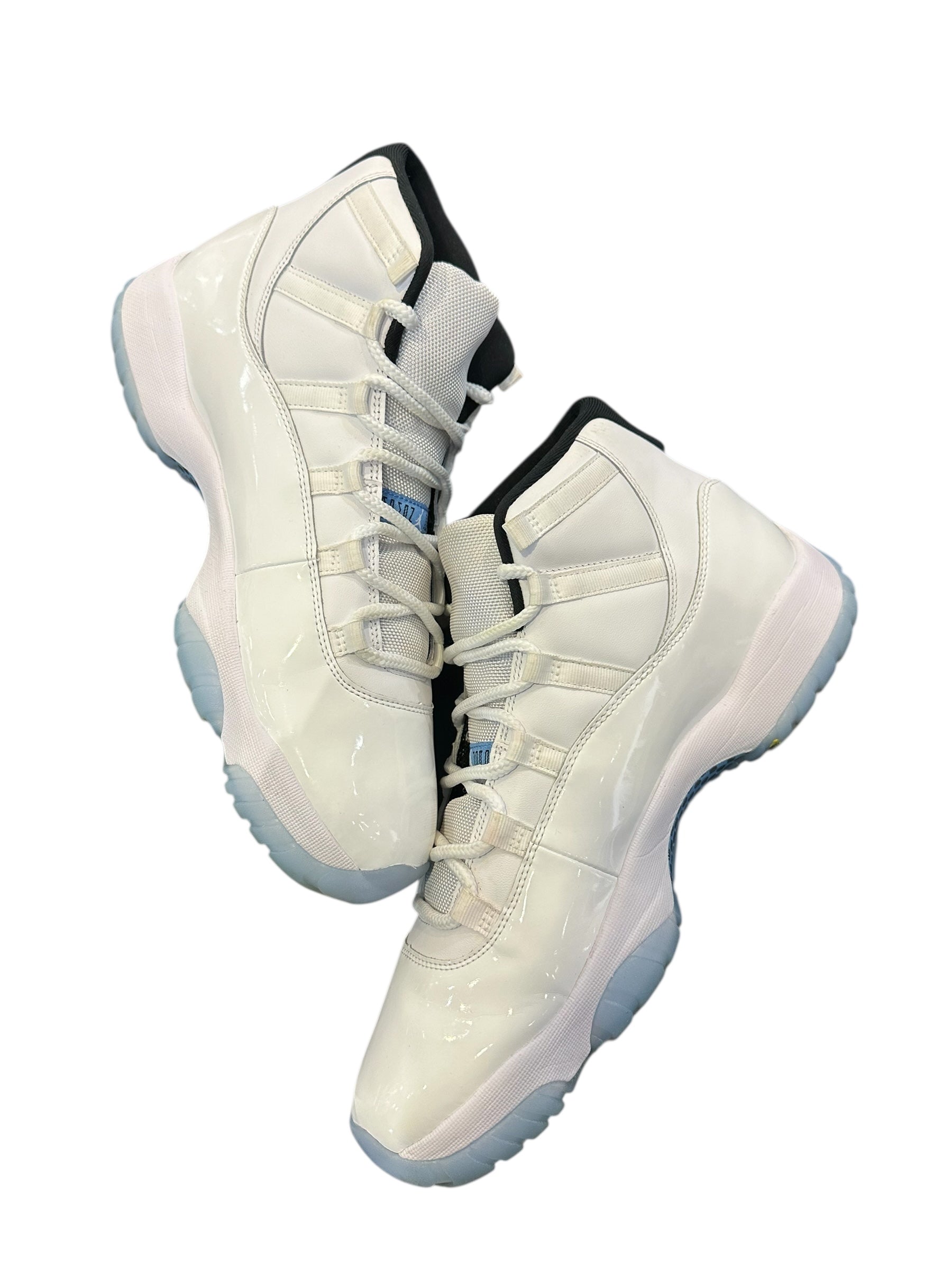 Jordan 11 Retro Legend Blue (2024)