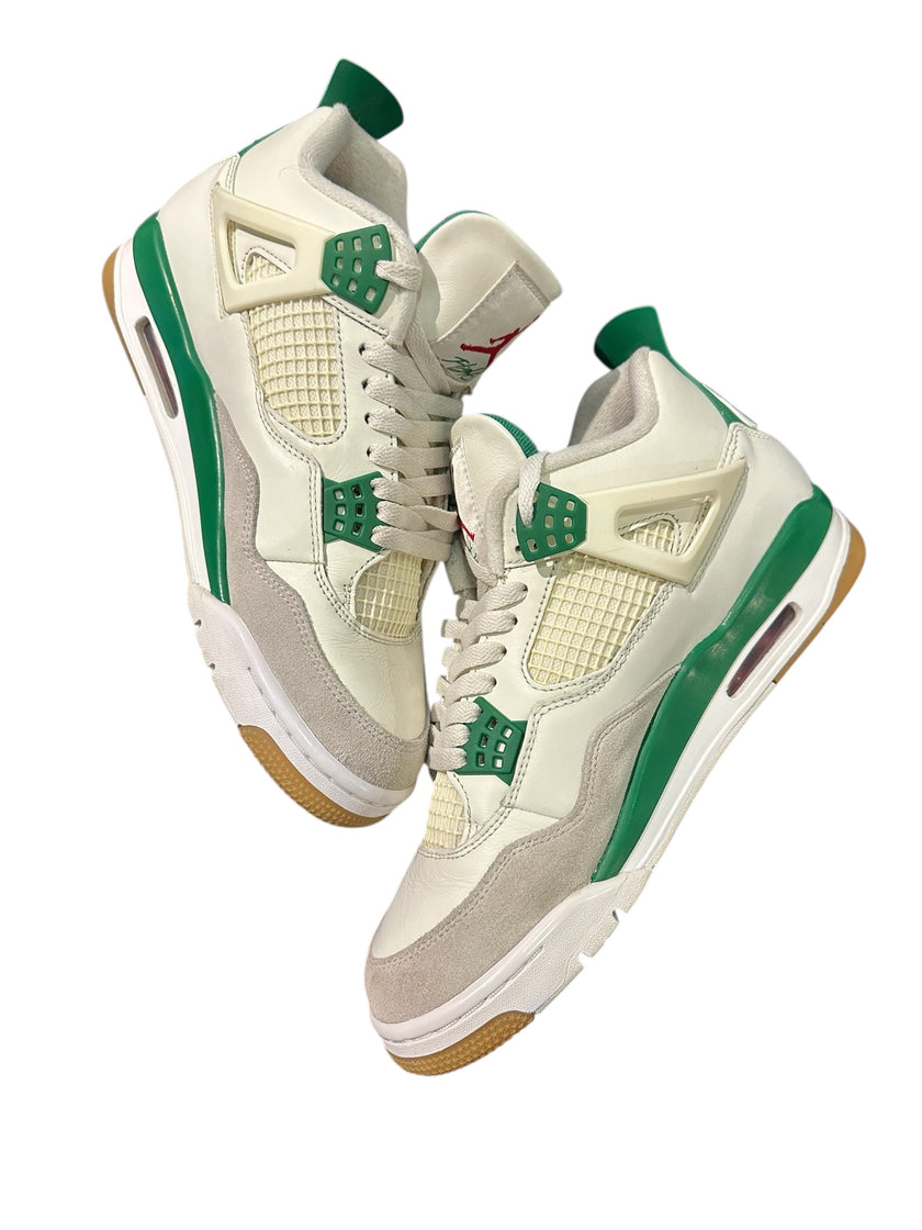 Jordan 4 Retro SB Pine Green
