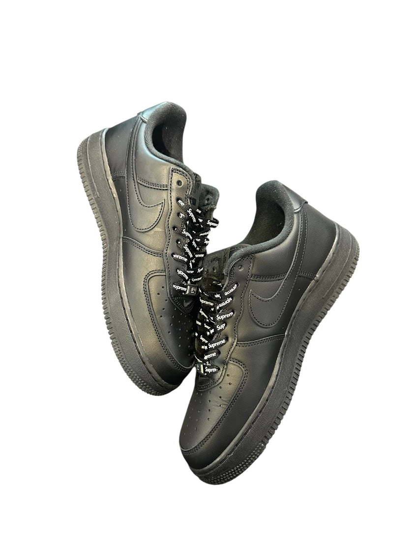 Nike Air Force 1 Low Supreme Black