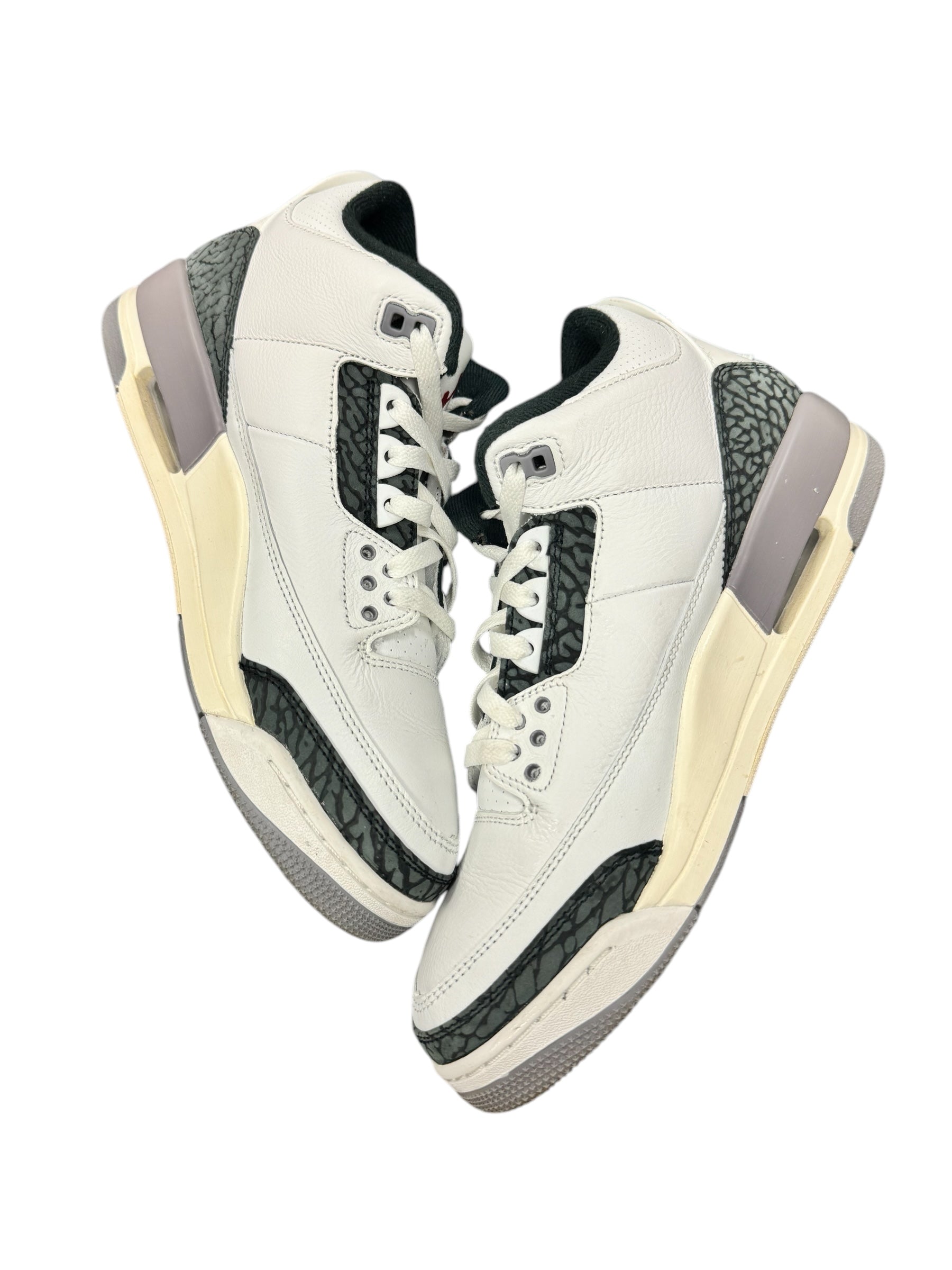 Jordan 3 Retro Cement Grey