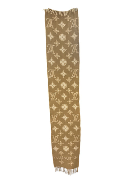 Louis Vuitton Essential Shine Scarf