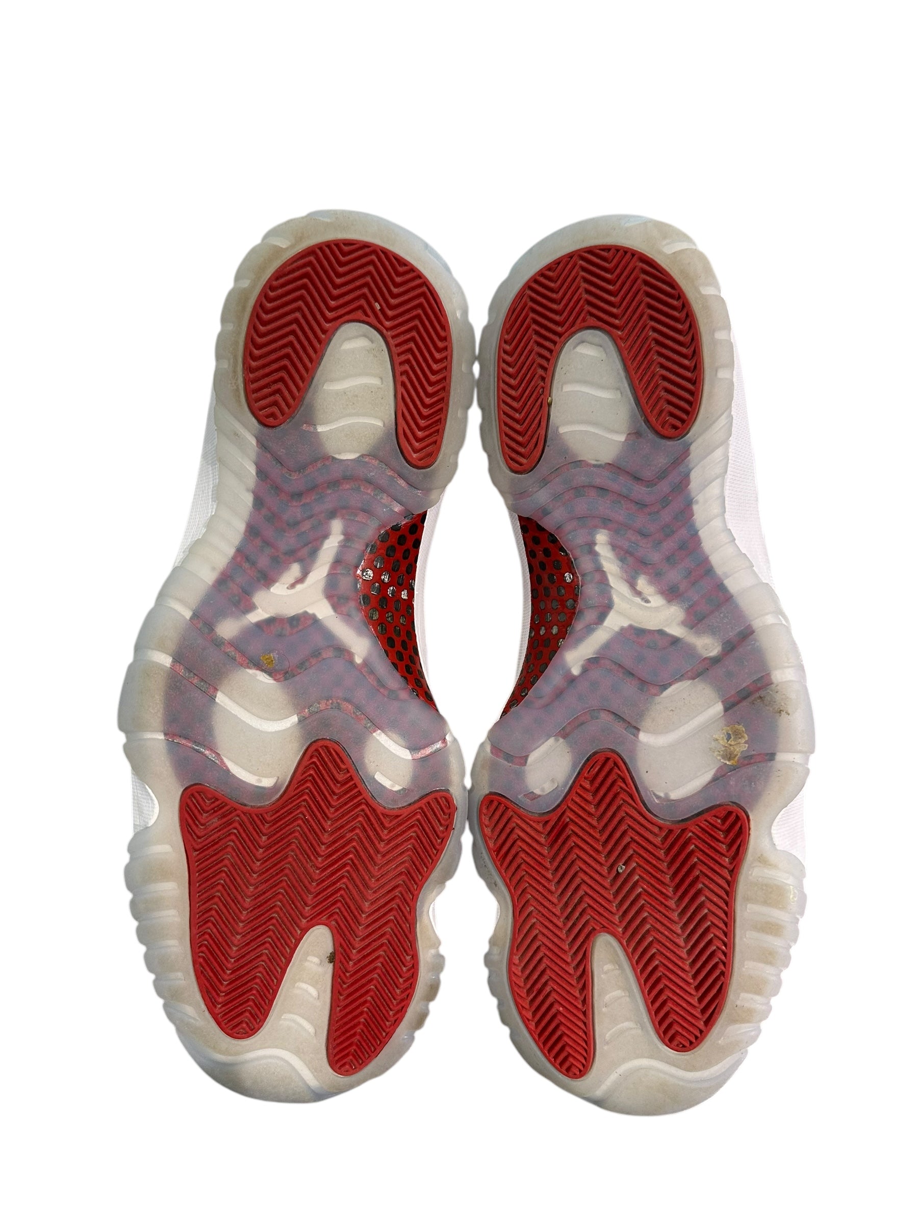 Jordan 11 Retro Cherry (2022)