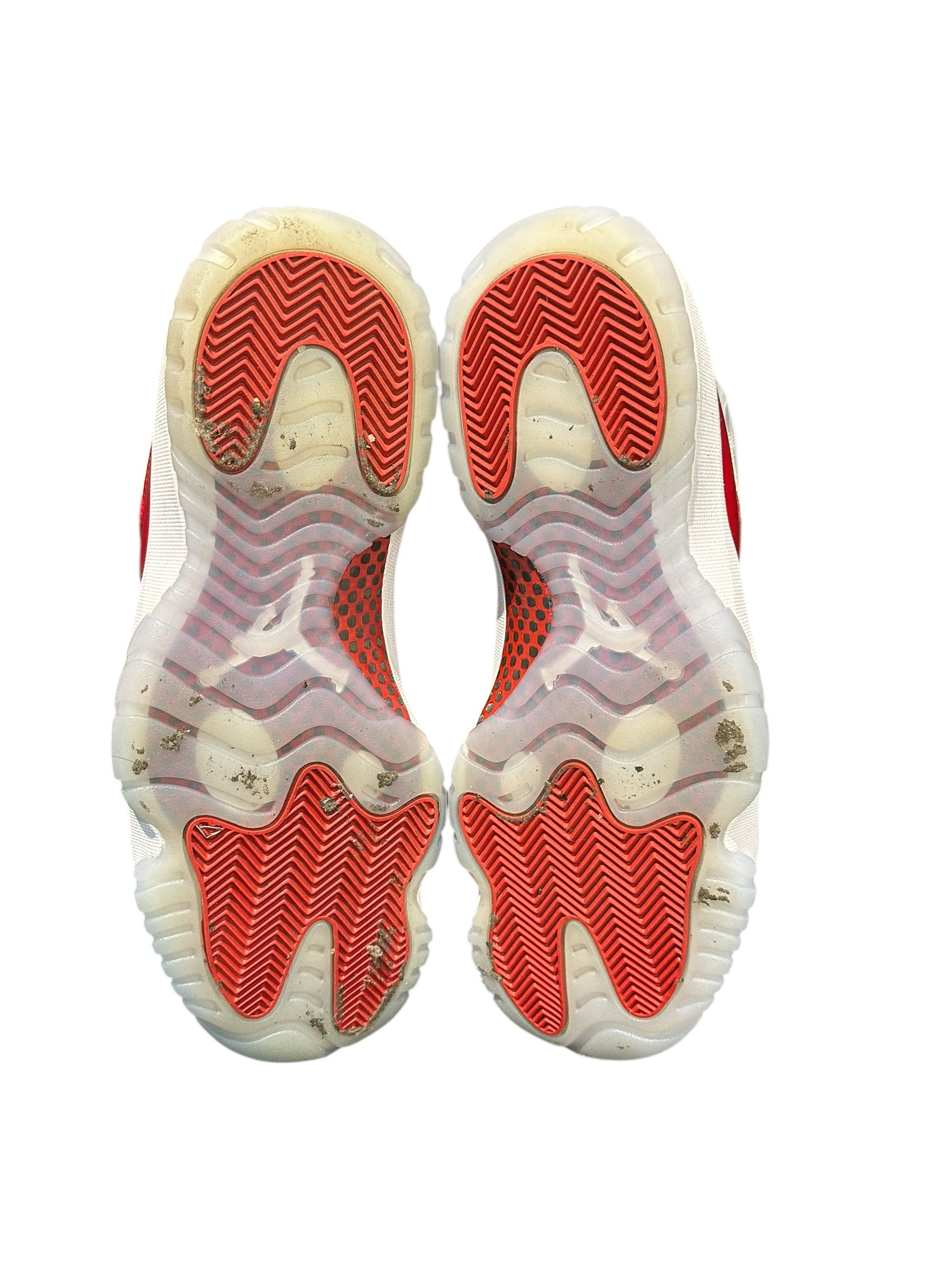 Jordan 11 Retro Cherry (2022)