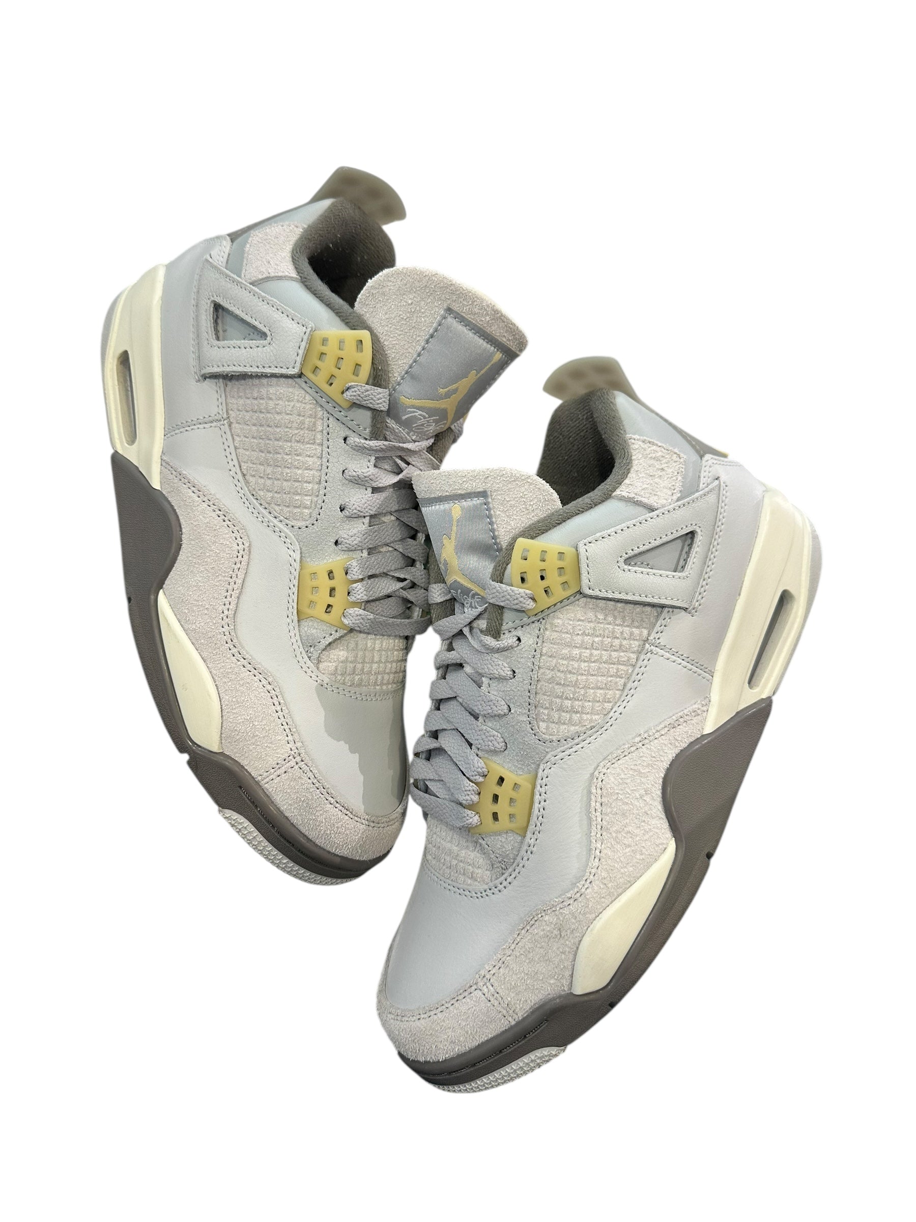 Jordan 4 Retro SE Craft Photon Dust