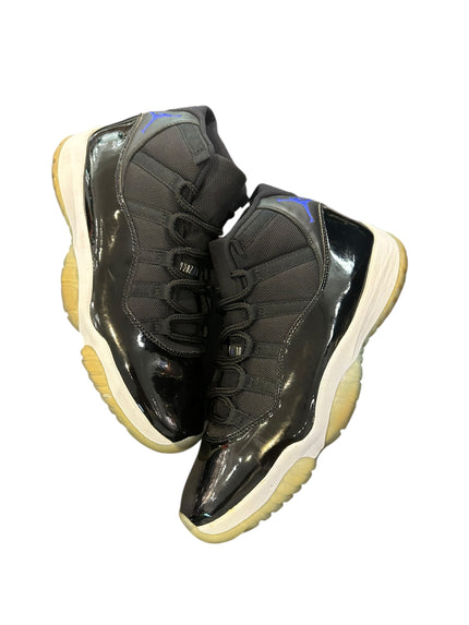 Jordan 11 Retro Space Jam (2016)