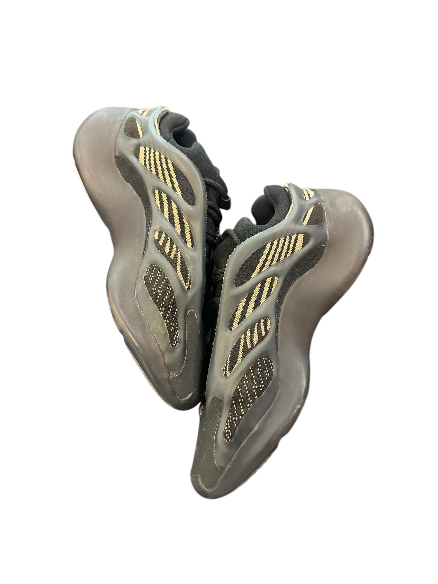 Yeezy 700 V3 Clay Brown