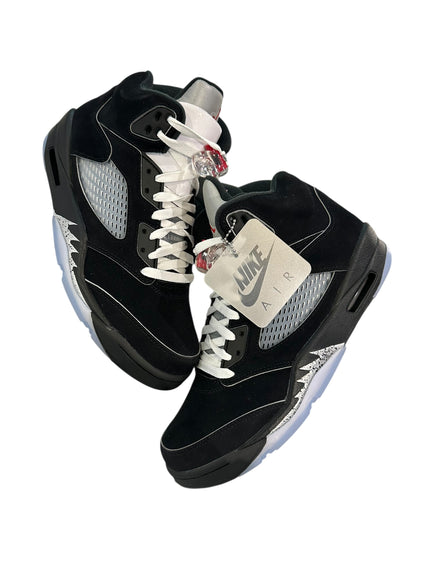 Jordan 5 Retro Black Metallic (2025)