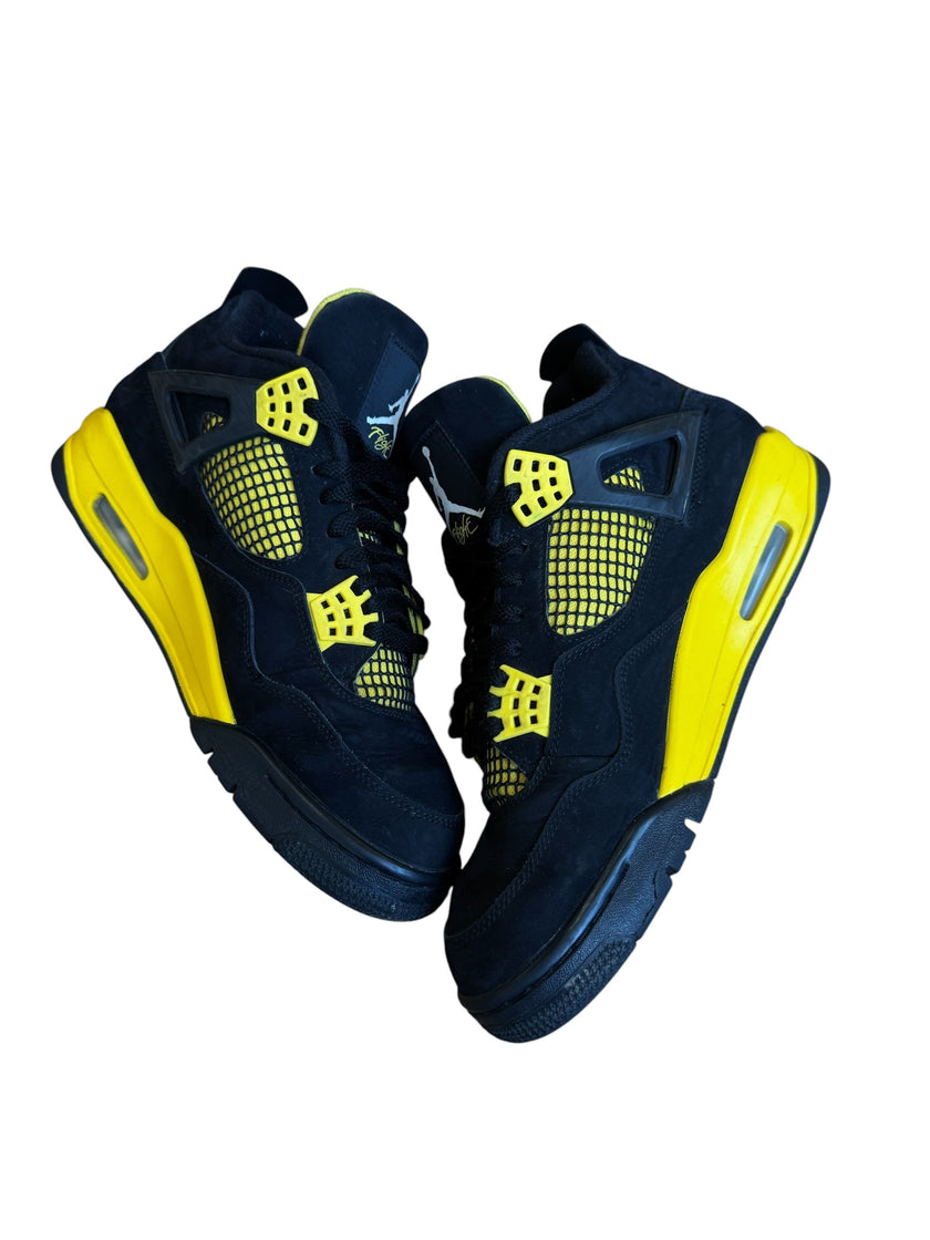 Jordan 4 Retro Thunder (2023)