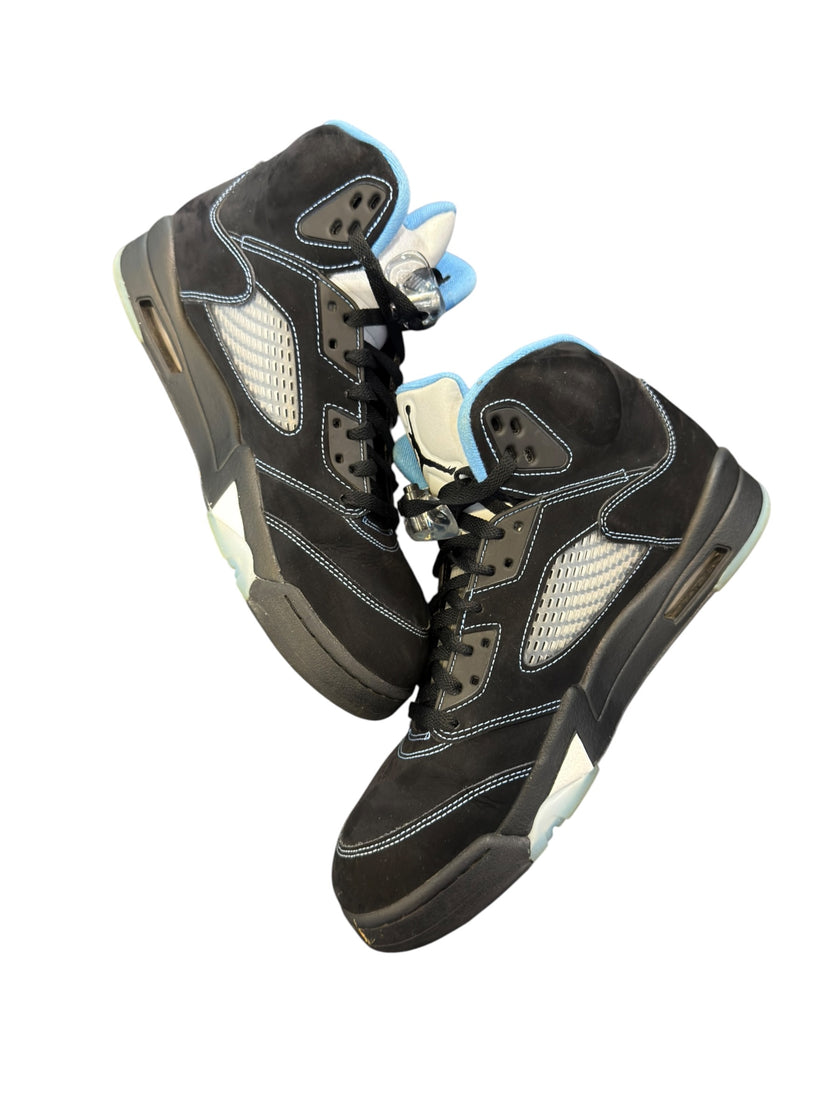 Jordan 5 Retro Black University Blue (2026)