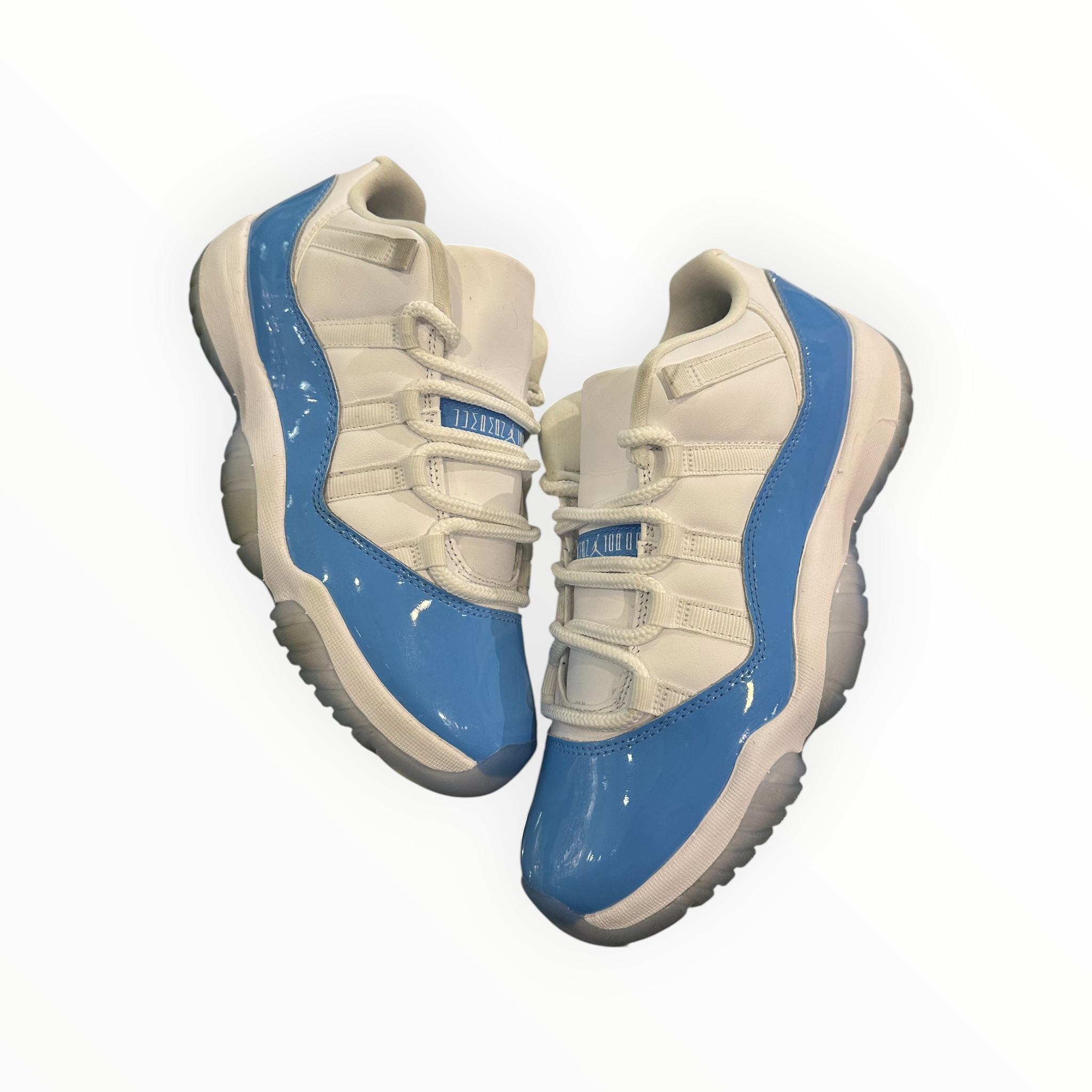 Jordan 11 Retro Low University Blue (2026)