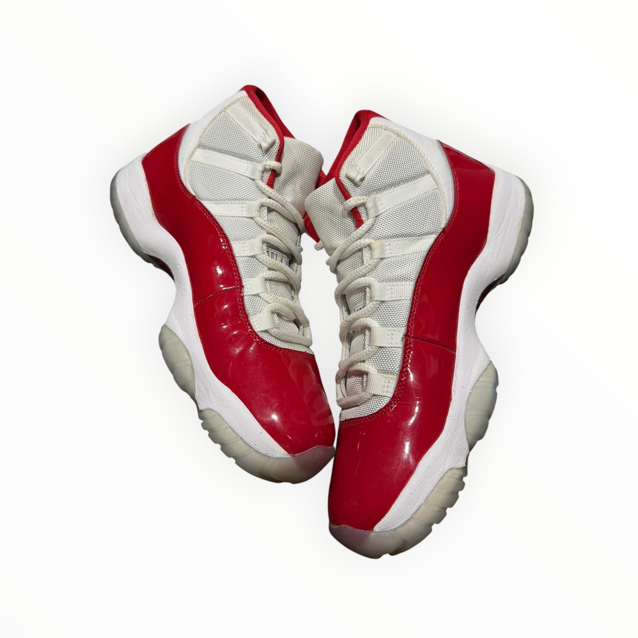 Jordan 11 Retro Cherry (2022)