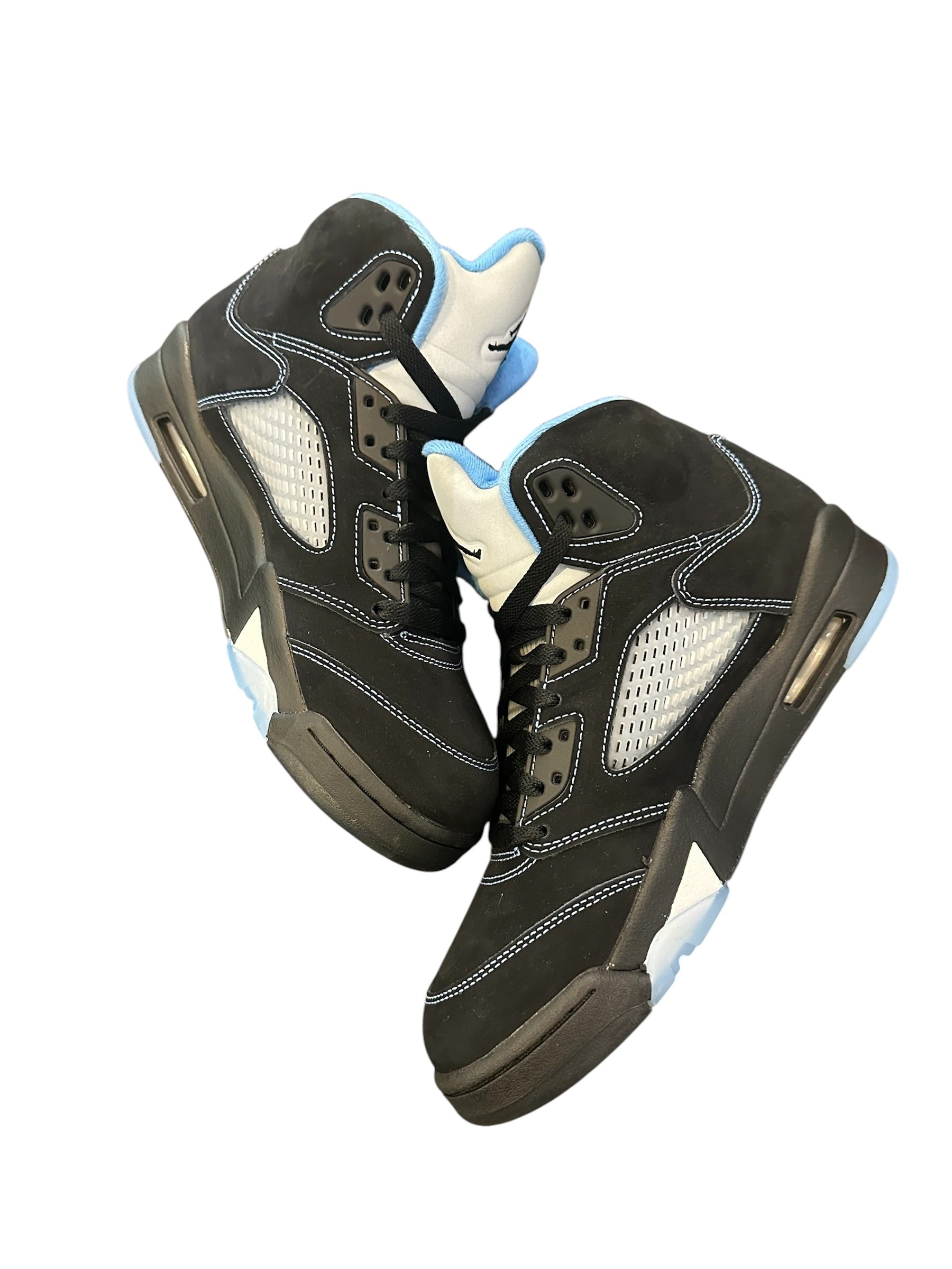 Jordan 5 Retro Black University Blue (2026)
