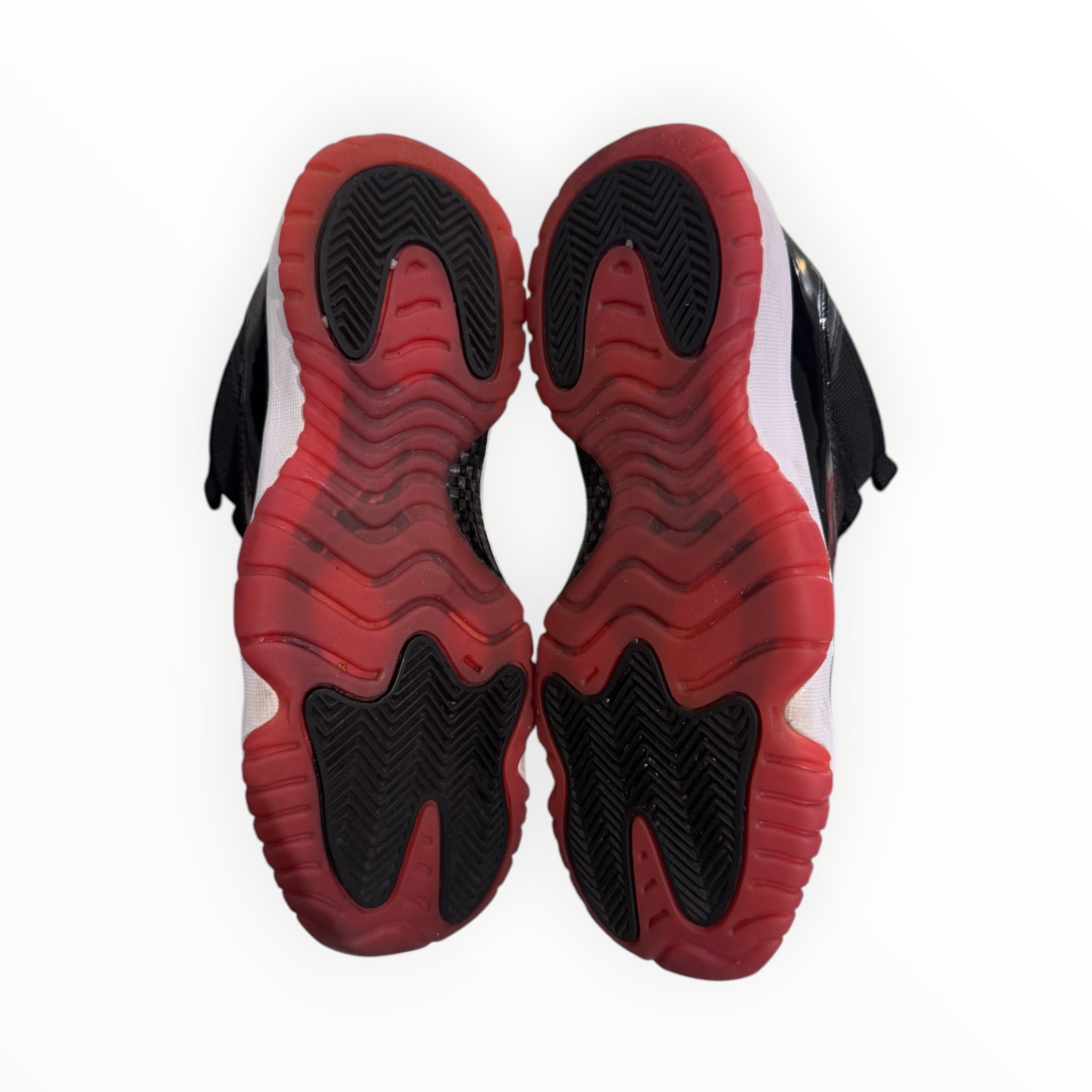 Jordan 11 Retro Low Bred (GS)
