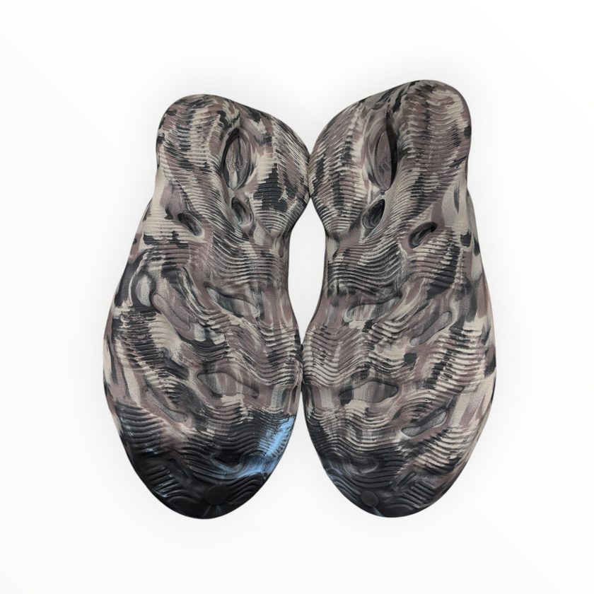 adidas Yeezy Foam RNR MX Cinder