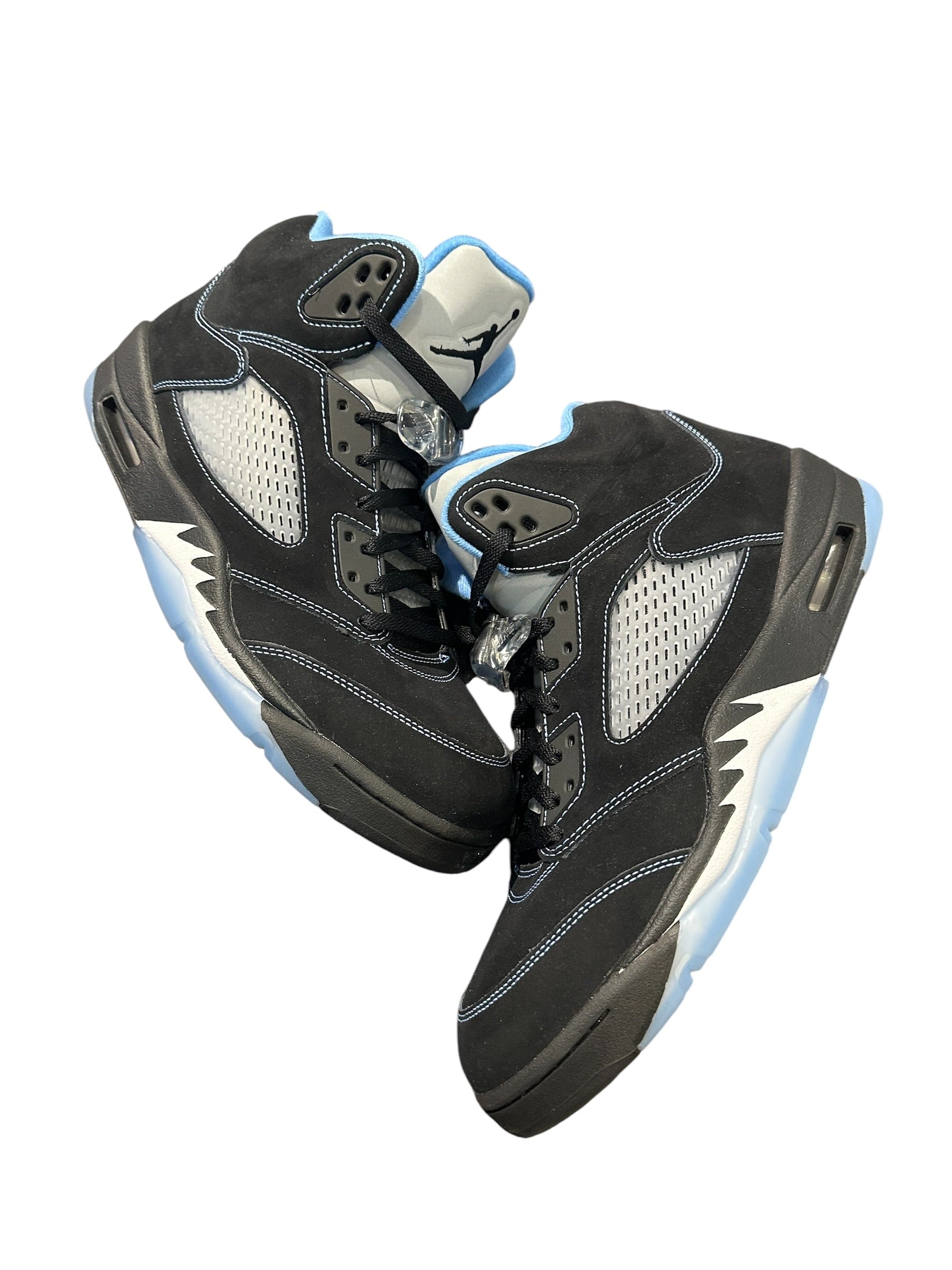 Jordan 5 Retro Black University Blue (2026)