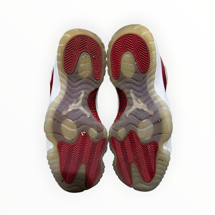 Jordan 11 Retro Cherry (2022)