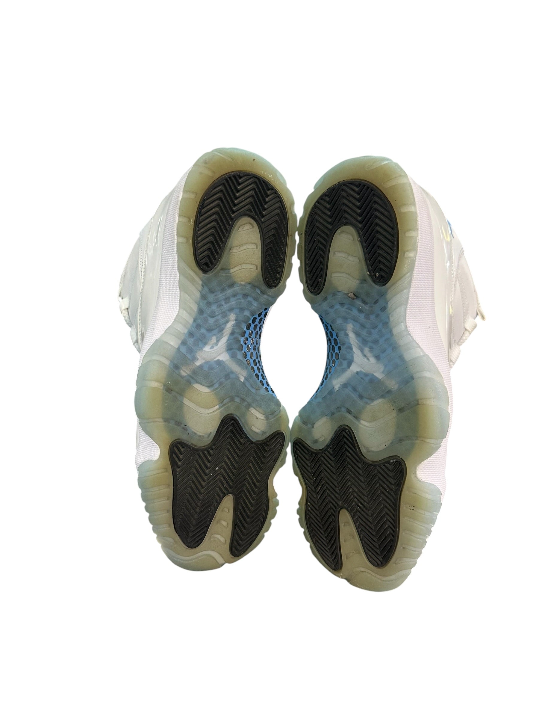 Jordan 11 Retro Legend Blue (2024)