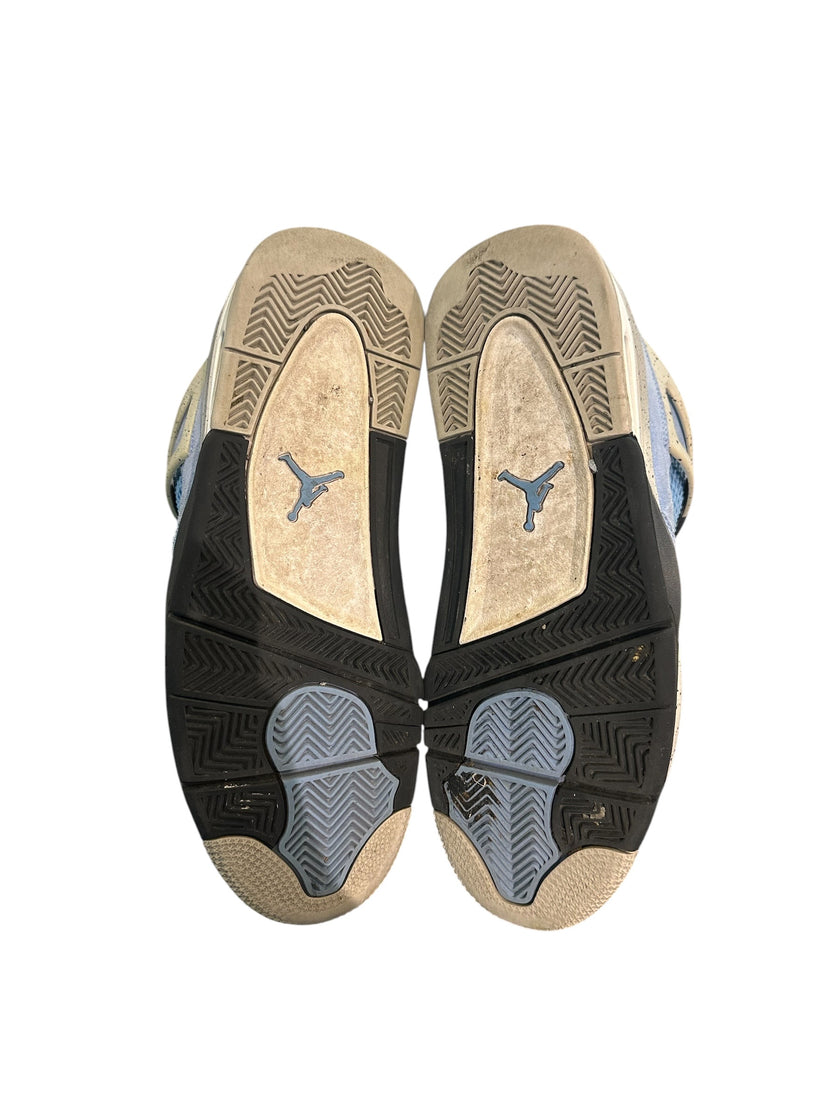Jordan 4 Retro University Blue