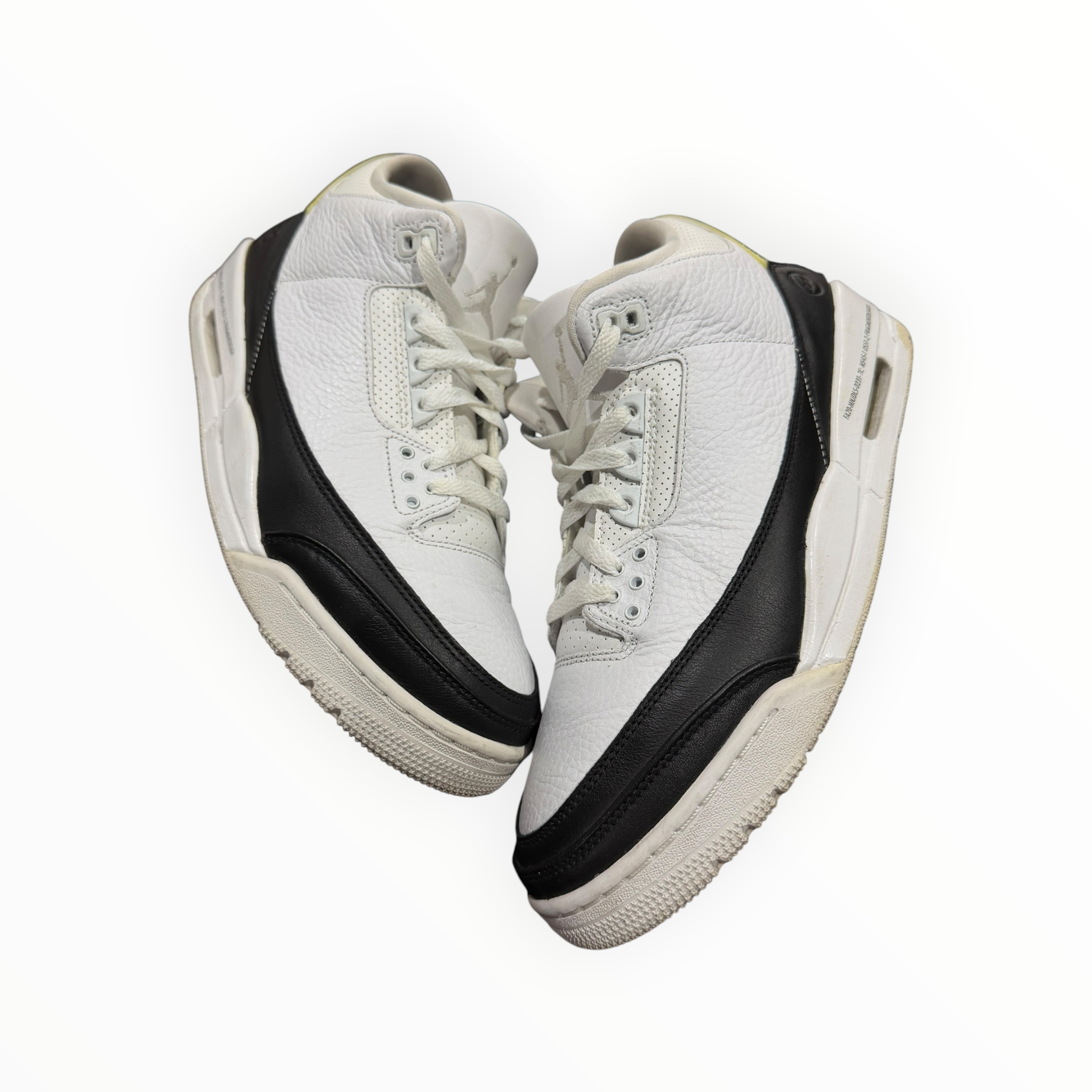Jordan 3 Retro Fragment