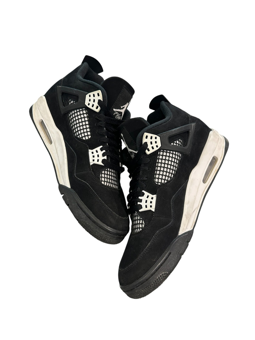 Jordan 4 Retro White Thunder