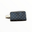 Louis Vuitton Locker Dopp Kit