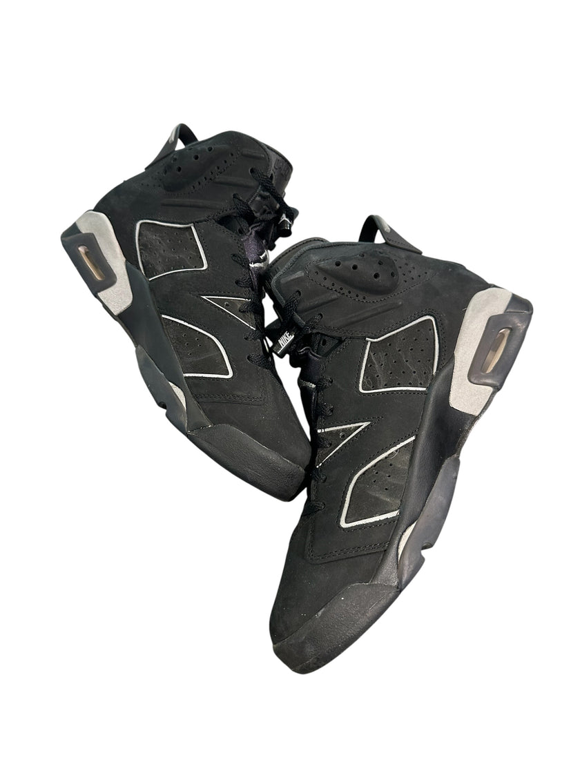 Jordan 6 Retro Cap and Gown