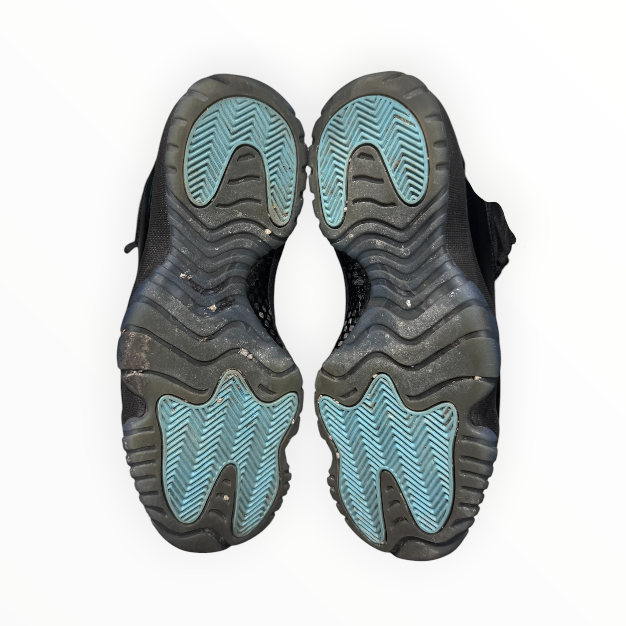 Jordan 11 Retro Gamma Blue (2025)