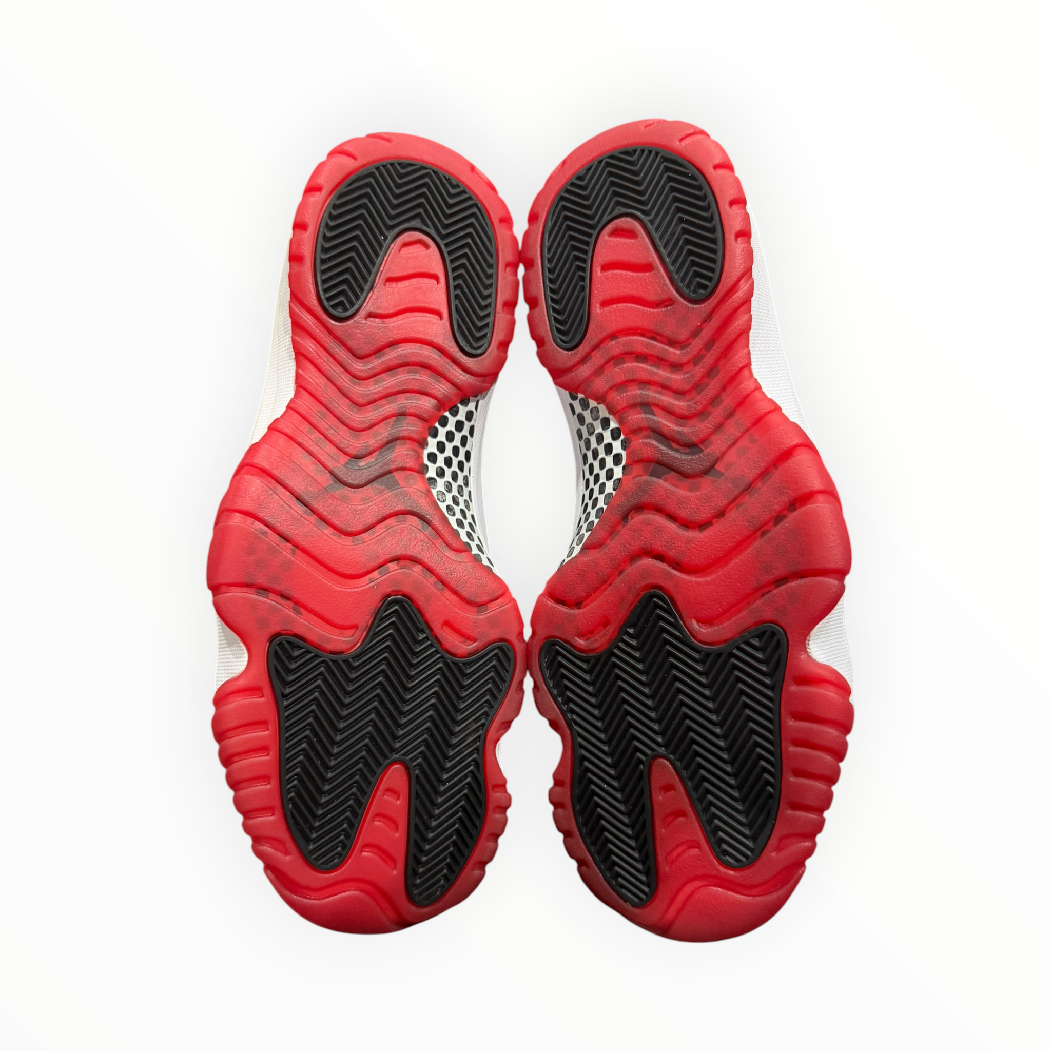 Jordan 11 Retro Playoffs Bred (2019)