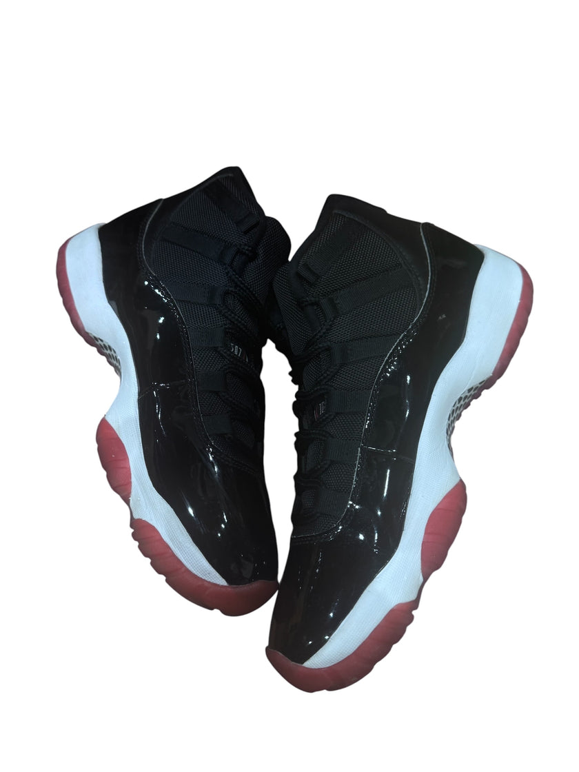 Jordan 11 Retro Playoffs Bred (2019)